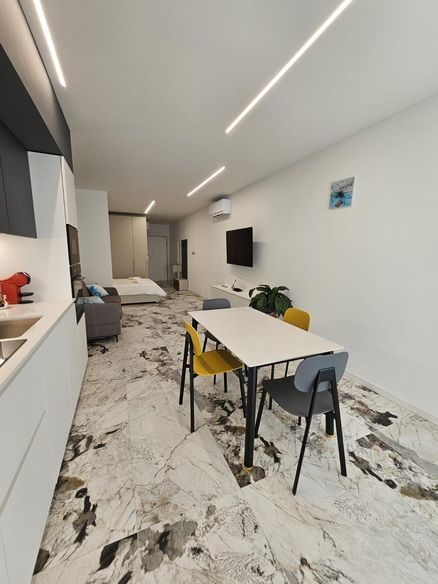 Aliss Appartamenti Negrar Bagian luar foto